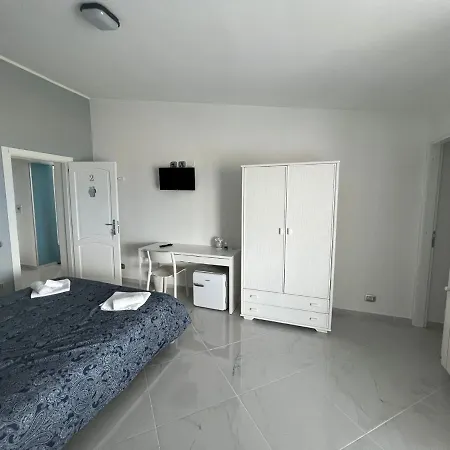 Ludo A Tropea زامبروني