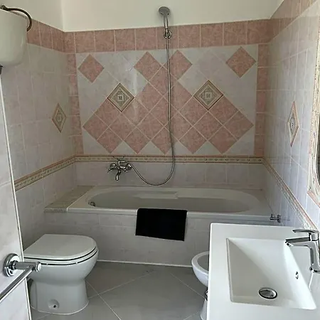Bed & Breakfast Ludo A Tropea 4*