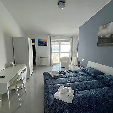 Bed & Breakfast Ludo A Tropea 4*