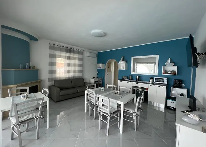 Alojamento de Acomodação e Pequeno-almoço Ludo A Tropea 4*