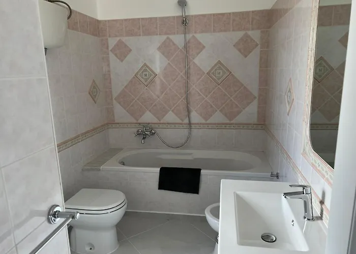 Ludo A Tropea 4* זמברונה